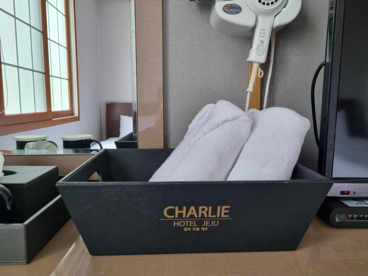 Charlie Hotel Чеджудо Экстерьер фото